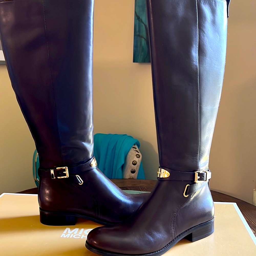 Michael kors boots for sale today beautiful-over the knee boots 👢
